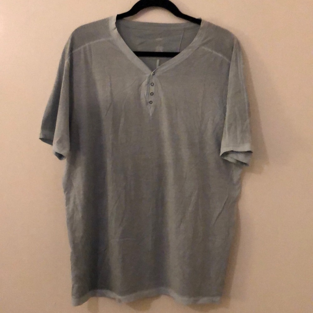 Blue V-Neck Shirt 👕 » Men’s